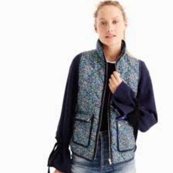 J. Crew x Liberty Excursion Quilted Vest in Catesby Floral Print - Picture 1 of 5